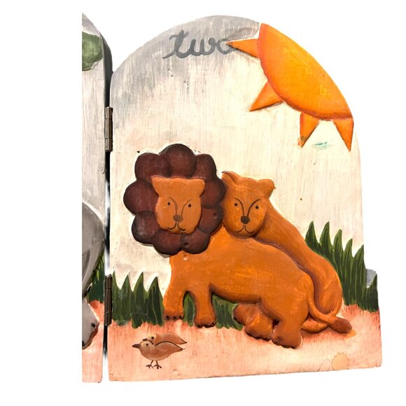 Wooden 5-Panel Tabletop Folding Noah's Ark Nursery Decor - Picture 7 of 8